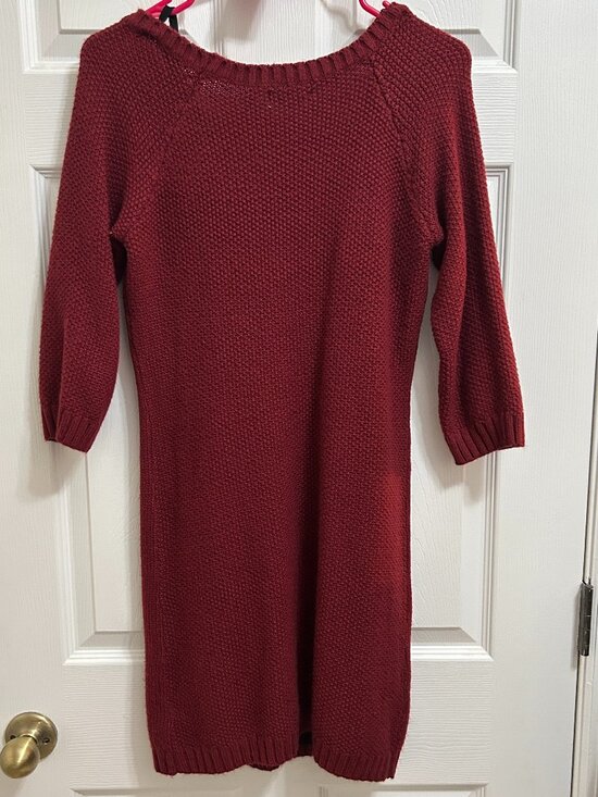Maurices Women’s Medium Cable Knit Sweater Dress Red Lined - Picture 2 of 5